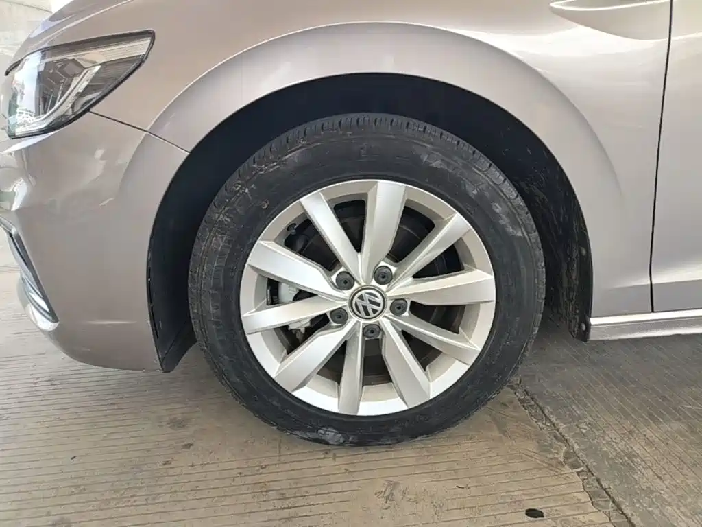 Volkswagen Bora — миниатюра 23