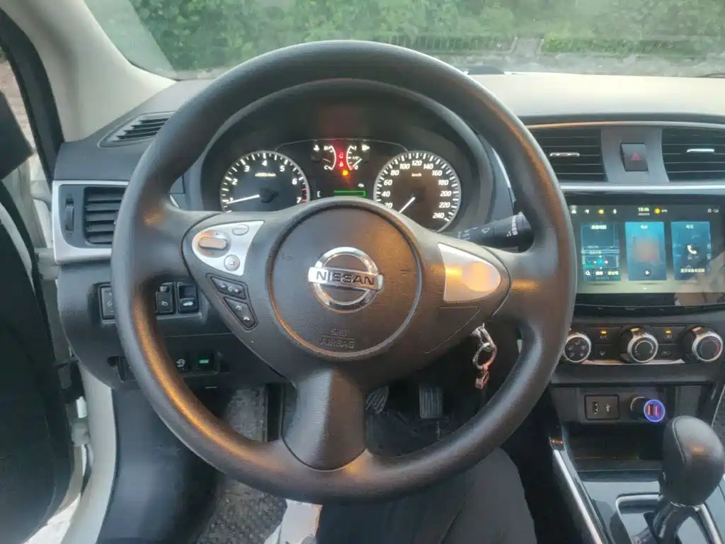 Nissan Sylphy — миниатюра 11
