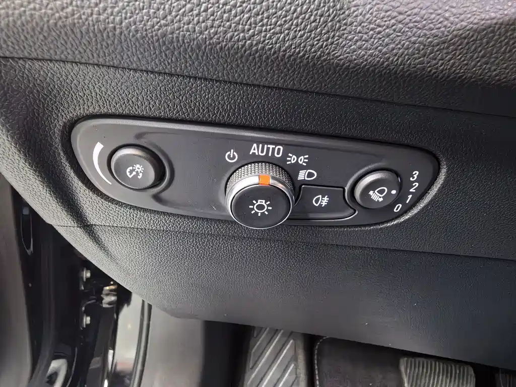Buick Envision Plus — миниатюра 16