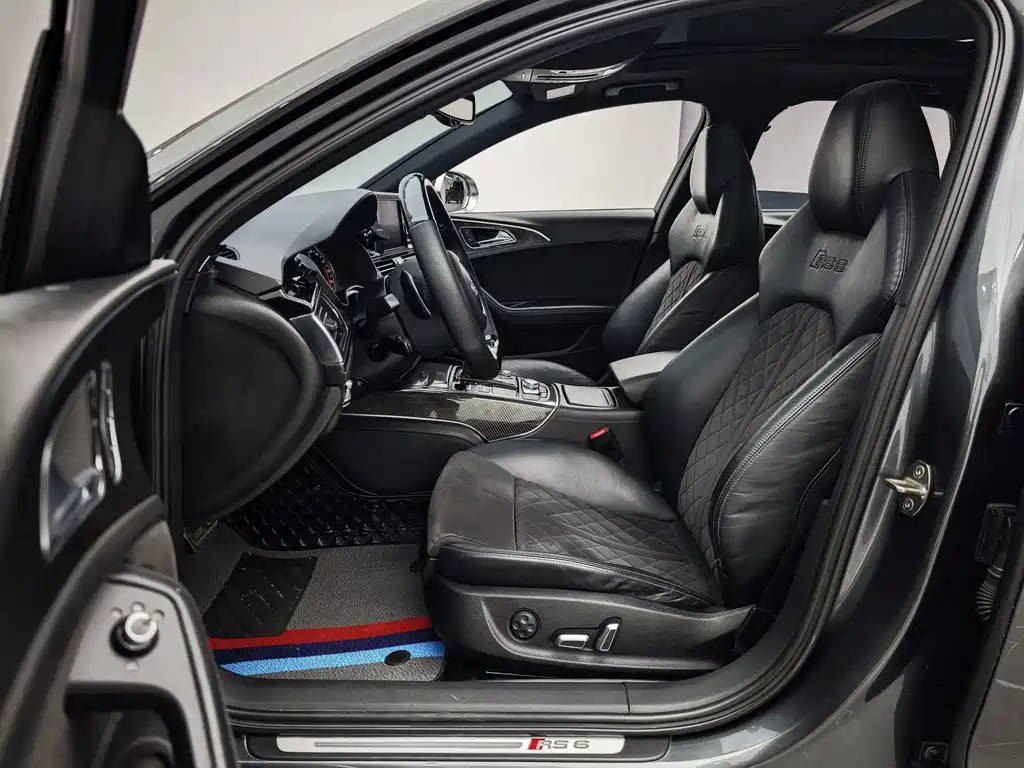 Audi RS 6 2016 RS 6 4.0T Avant
