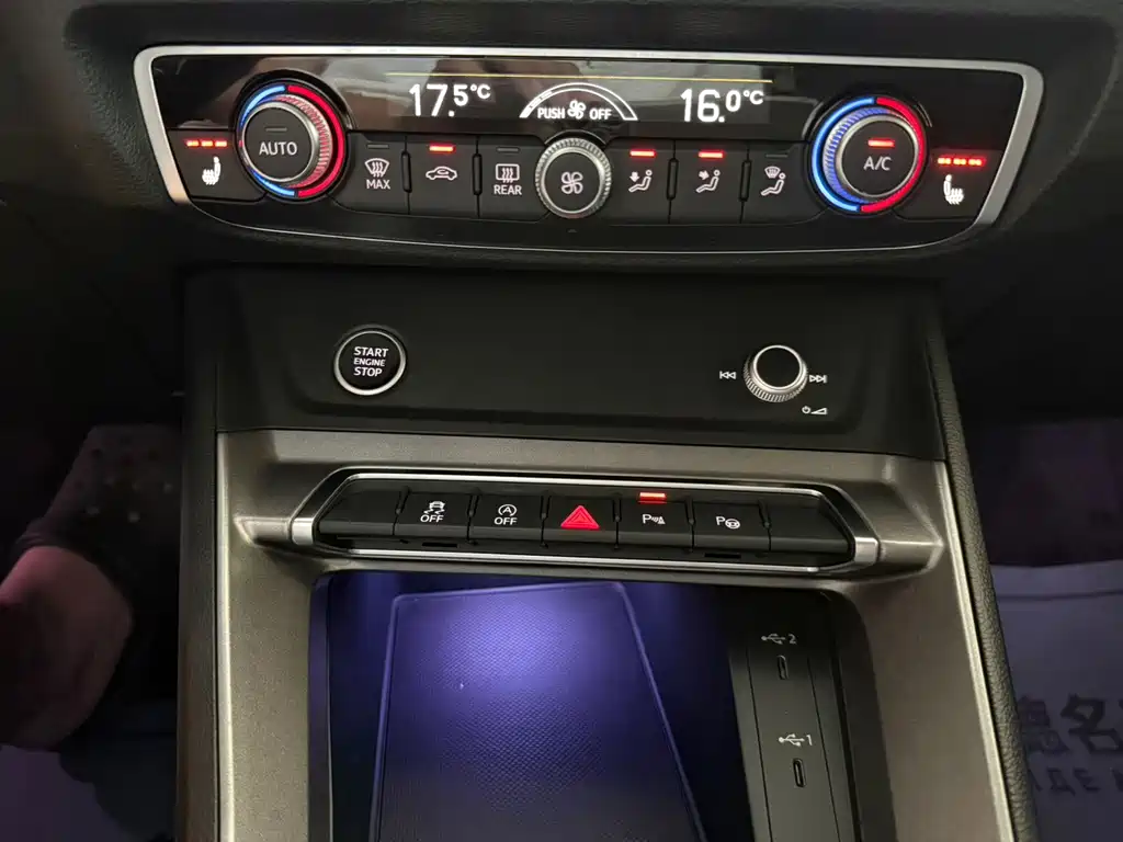 Audi Q3 — миниатюра 12