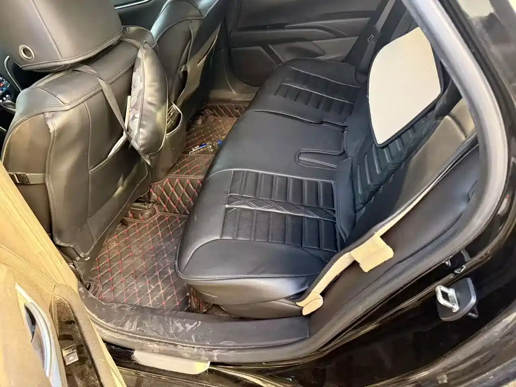 Cadillac XTS — миниатюра 5