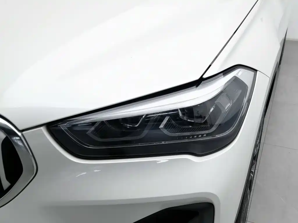 BMW X1 — миниатюра 7