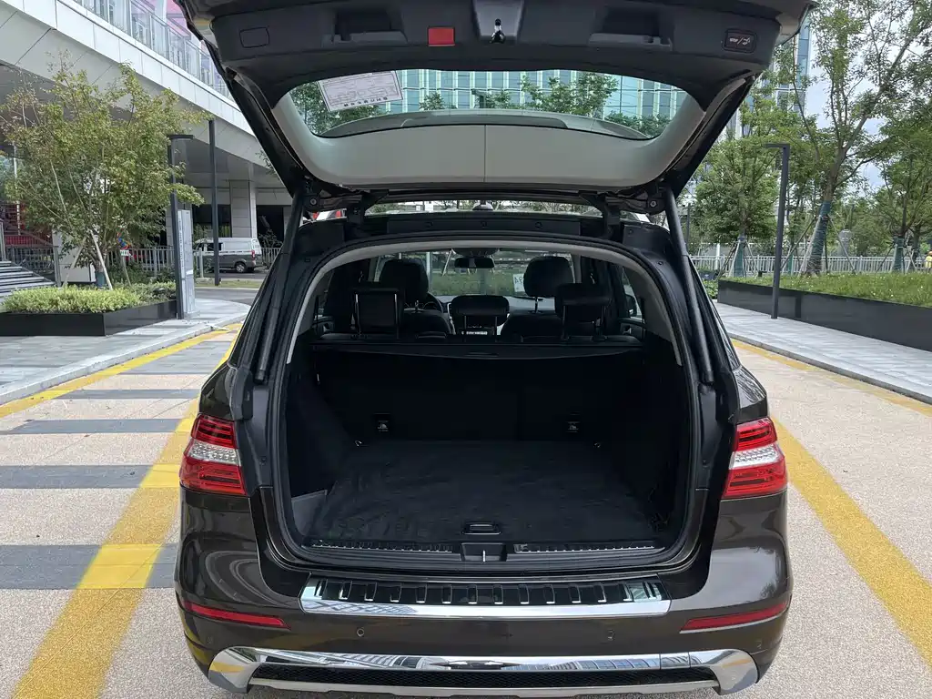 Mercedes-Benz M-Class — миниатюра 23
