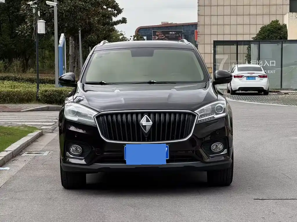 Borgward BX7 — миниатюра 2