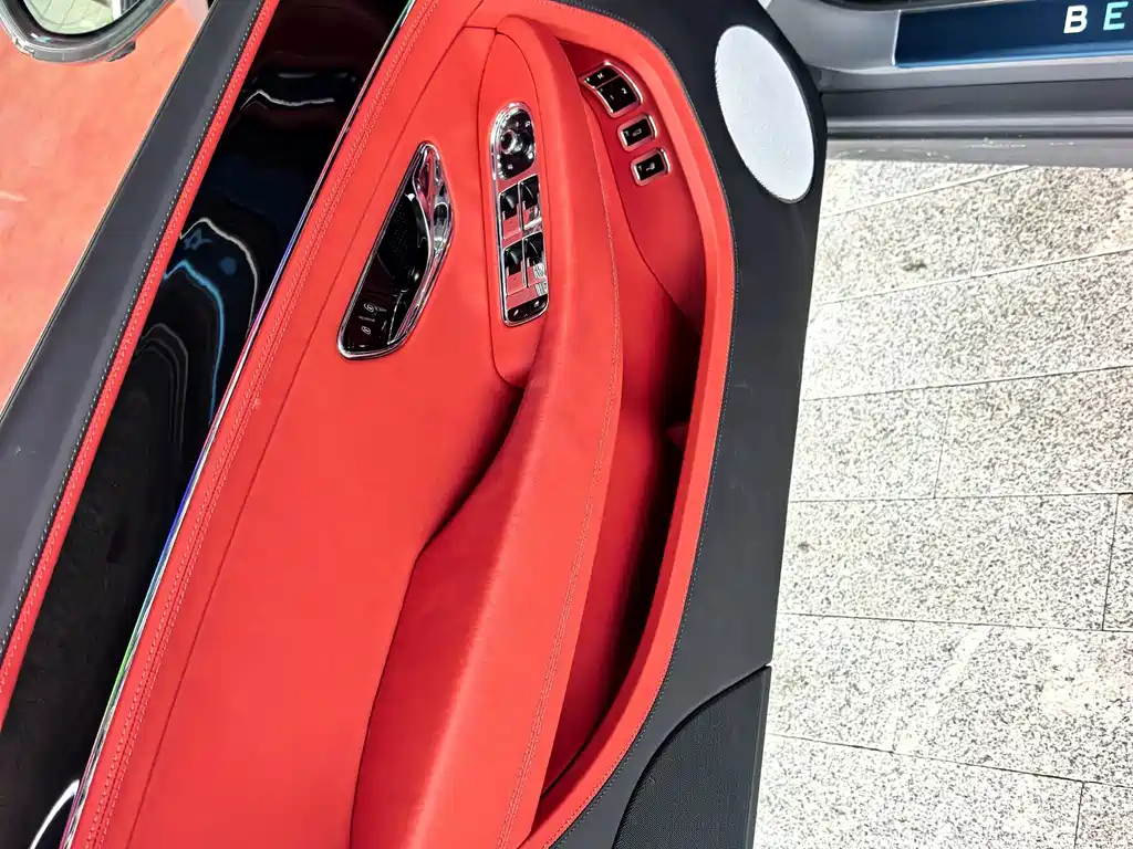 Bentley Continental PHEV — миниатюра 5