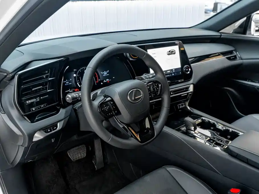 Lexus RX — миниатюра 26