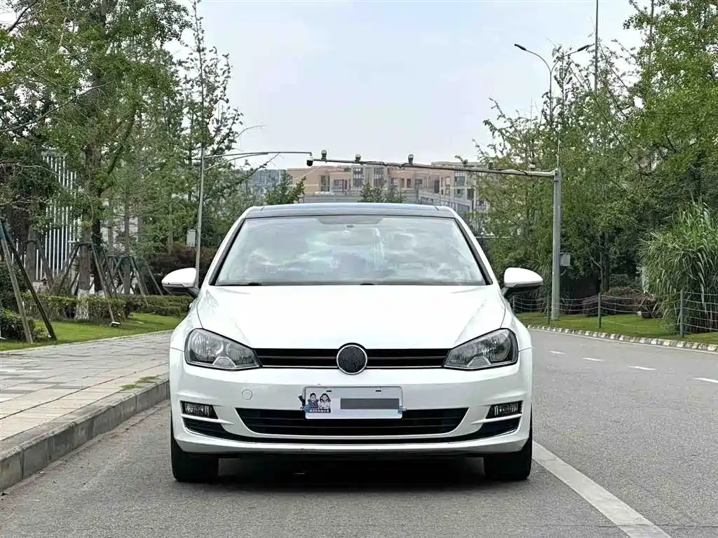 Volkswagen Golf 2014 1.4TSI AT Comfort