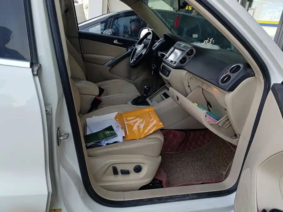 Volkswagen Tiguan — миниатюра 8