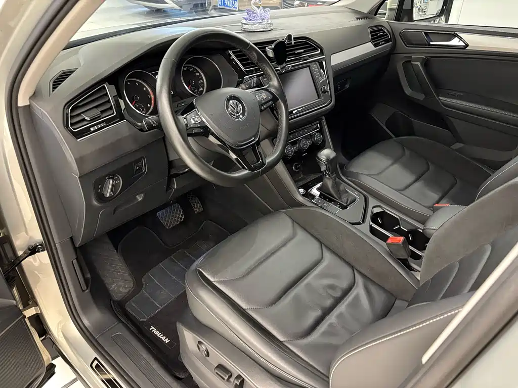 Volkswagen Tiguan L — миниатюра 9