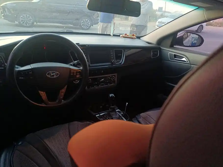 Hyundai Mistra — миниатюра 12