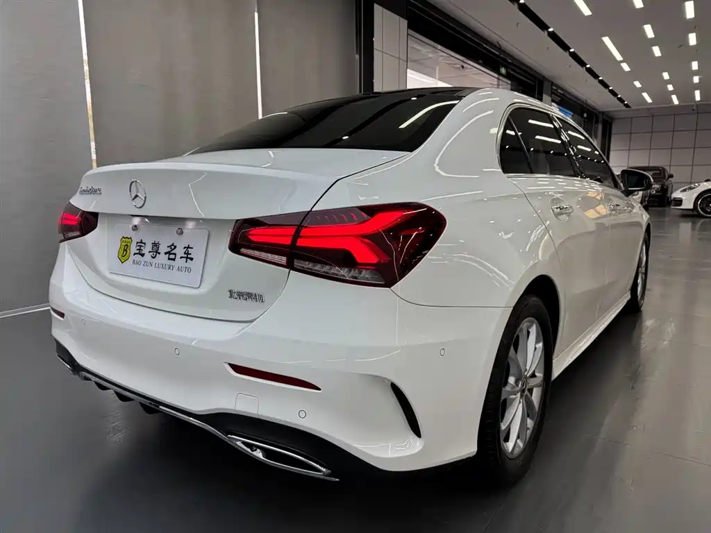 MERCEDES-BENZ A CLASS