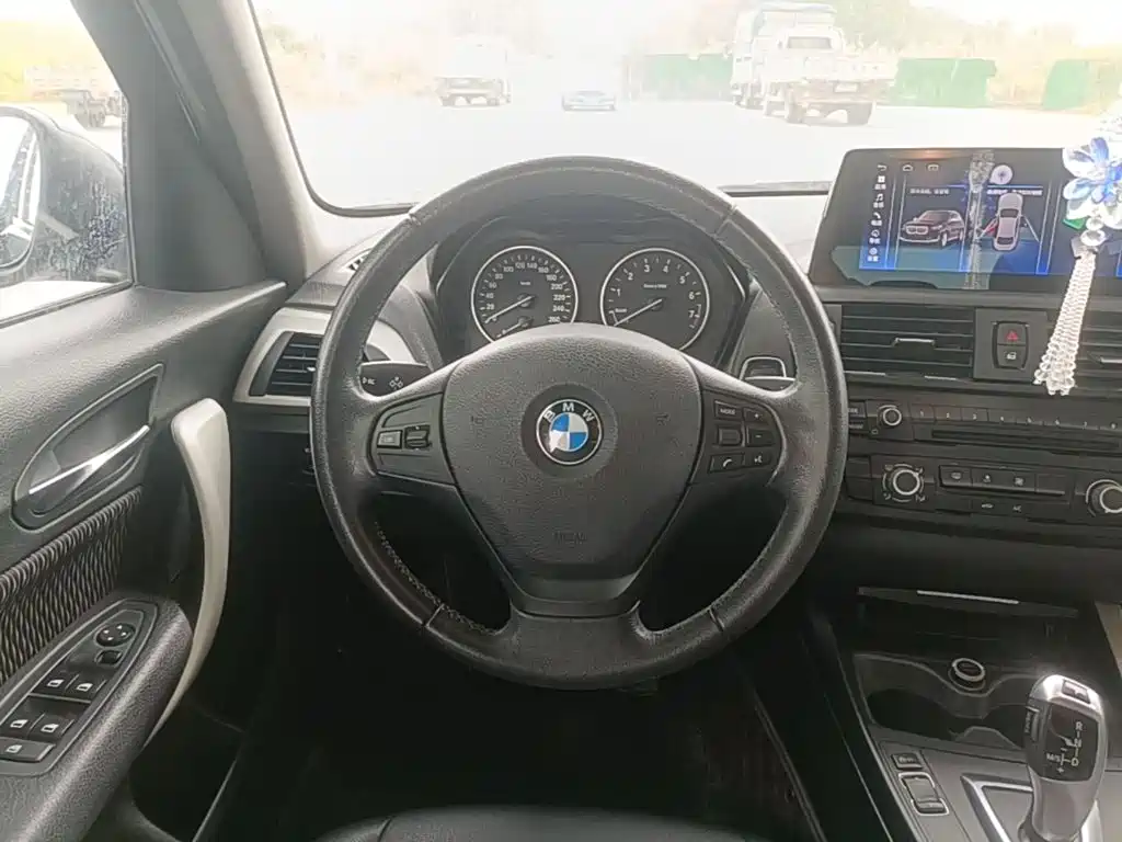 BMW 1 Series (Import) — миниатюра 11