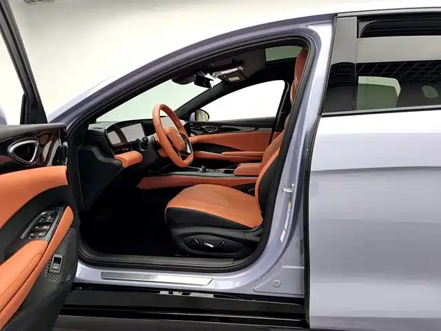 BYD Seal — миниатюра 8