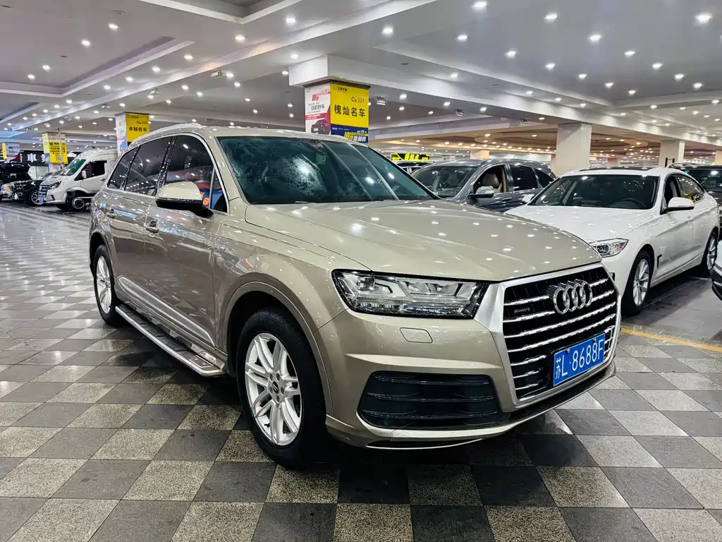 Audi Q7 — миниатюра 3
