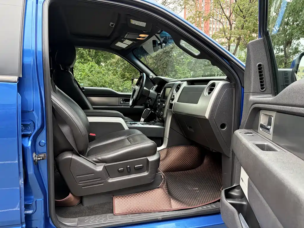 Ford F-150 Raptor — миниатюра 16