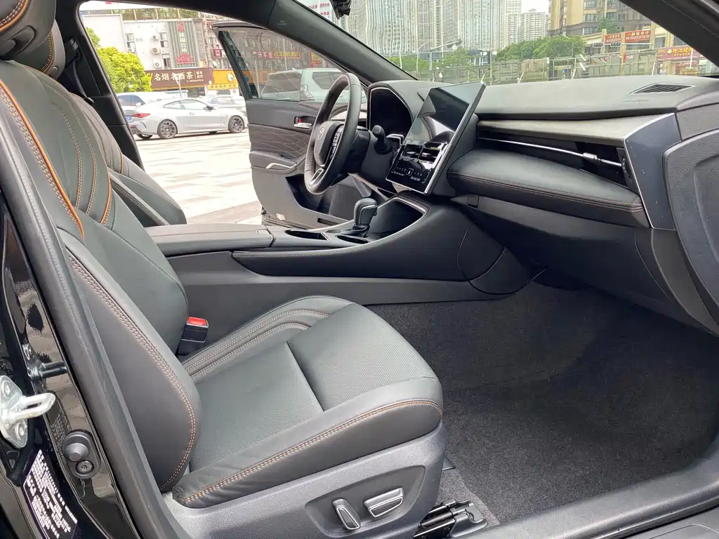 Toyota Avalon — миниатюра 14