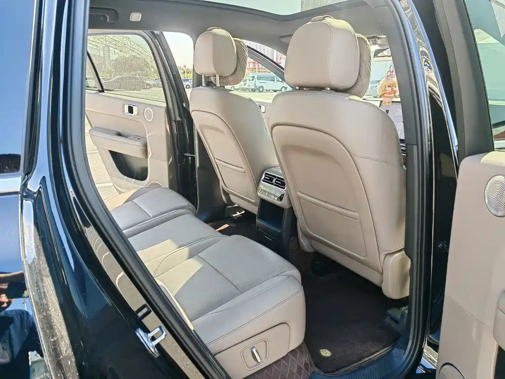 Li Auto Li L6 — миниатюра 16