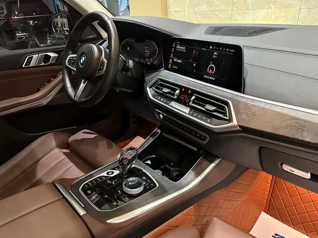 BMW X5 (Import) — миниатюра 11