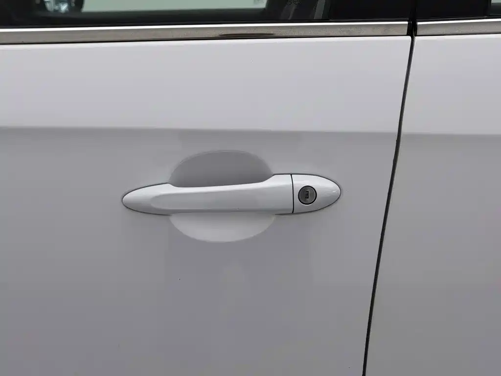 Buick Excelle — миниатюра 18