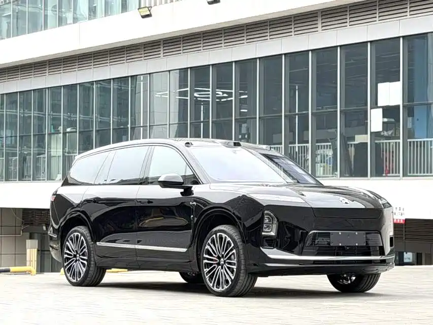 NIO ES8 — миниатюра 3