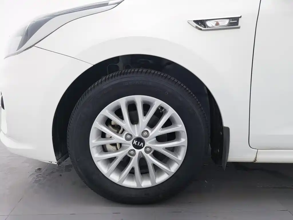 Kia K2 — миниатюра 17