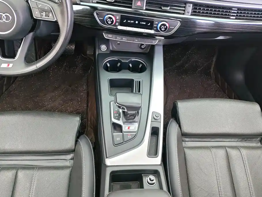 Audi A4L — миниатюра 16