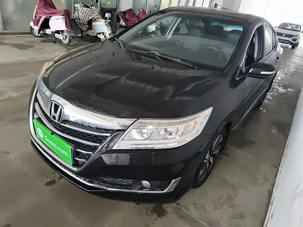 Honda Crider 2016