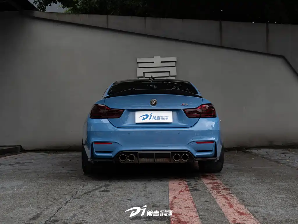 BMW M4 — миниатюра 5