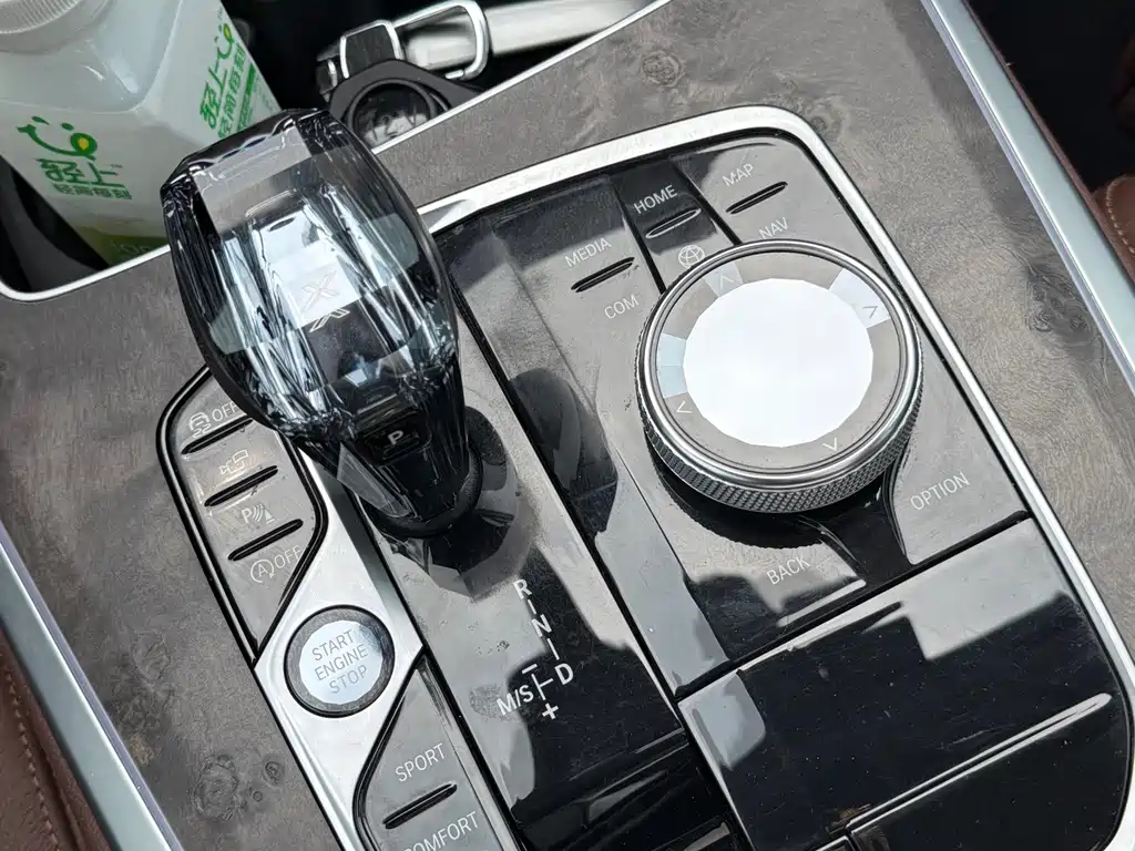 BMW X5 (Import) — миниатюра 11