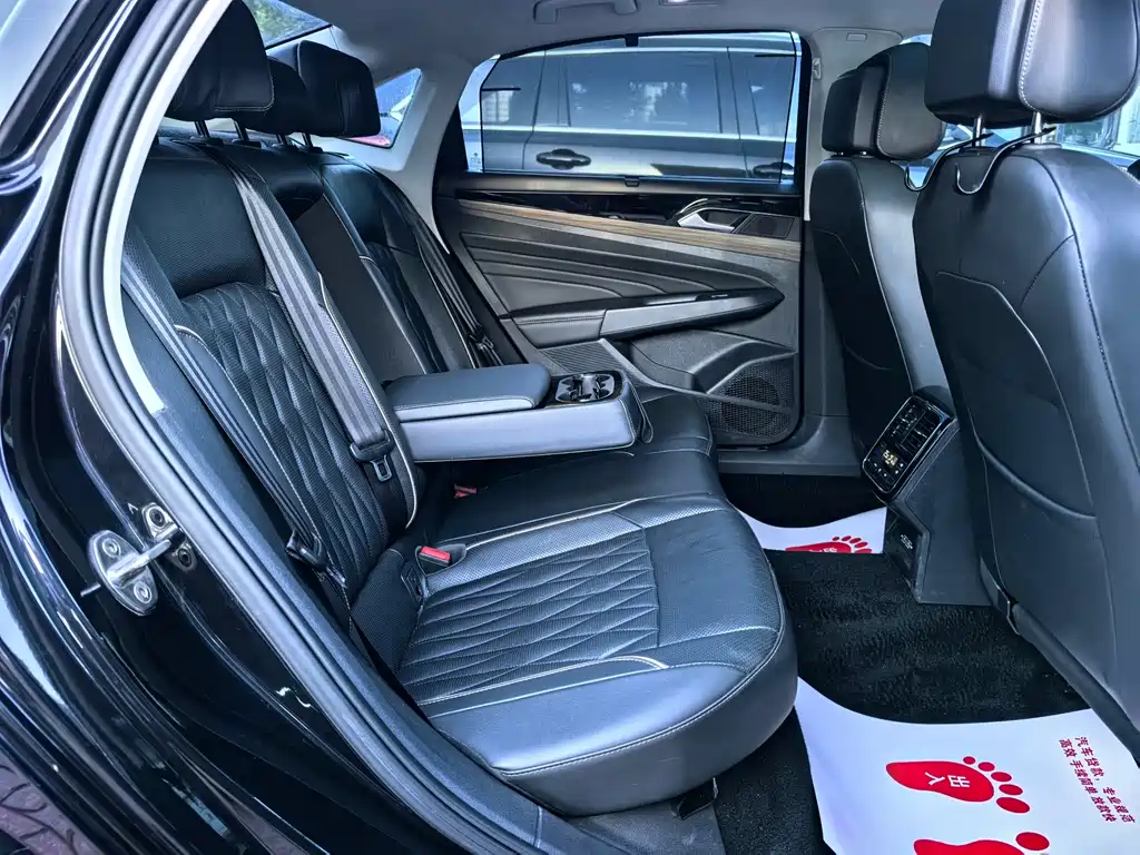 Volkswagen Passat — миниатюра 18
