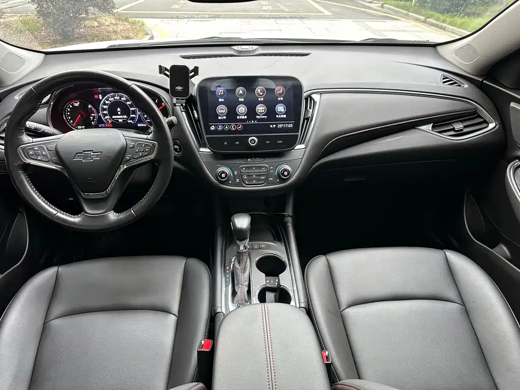 Chevrolet Malibu XL — миниатюра 3