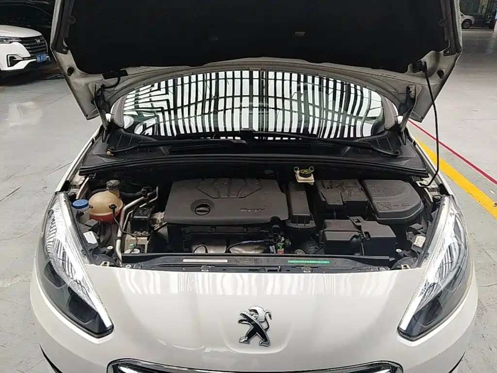 Peugeot 308 — миниатюра 20
