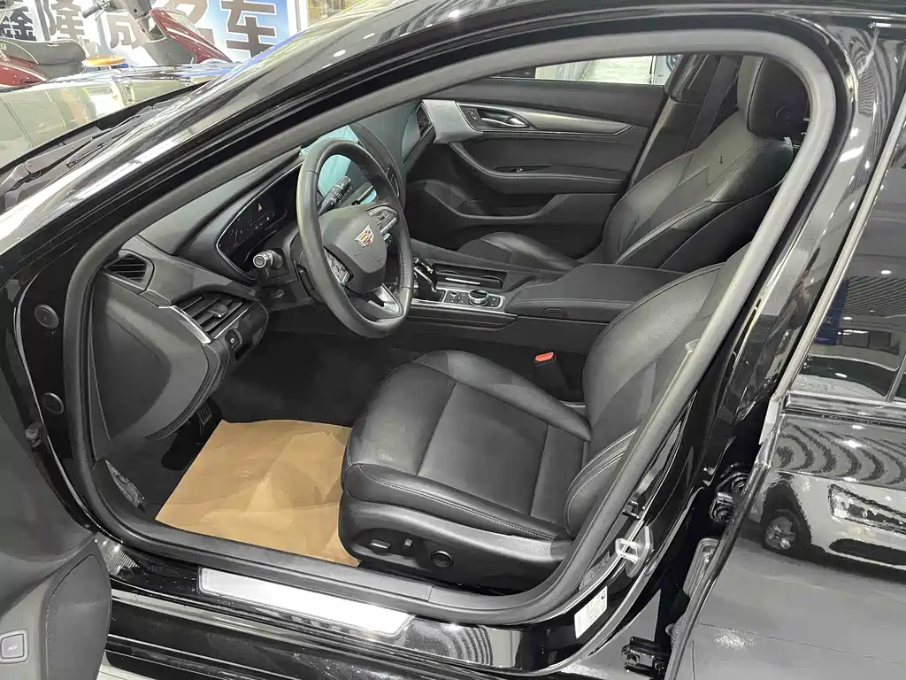 Cadillac CT5 2023 28T Luxury