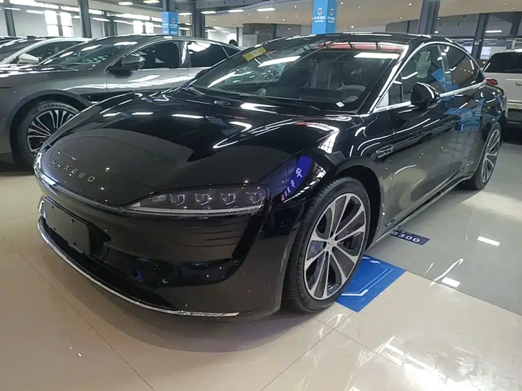 Luxeed Zhijie S7 2025