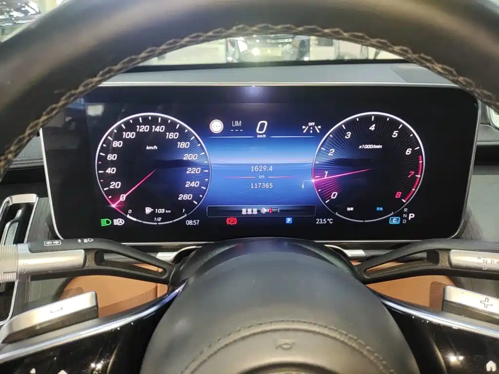 Mercedes-Benz S-Class — миниатюра 8