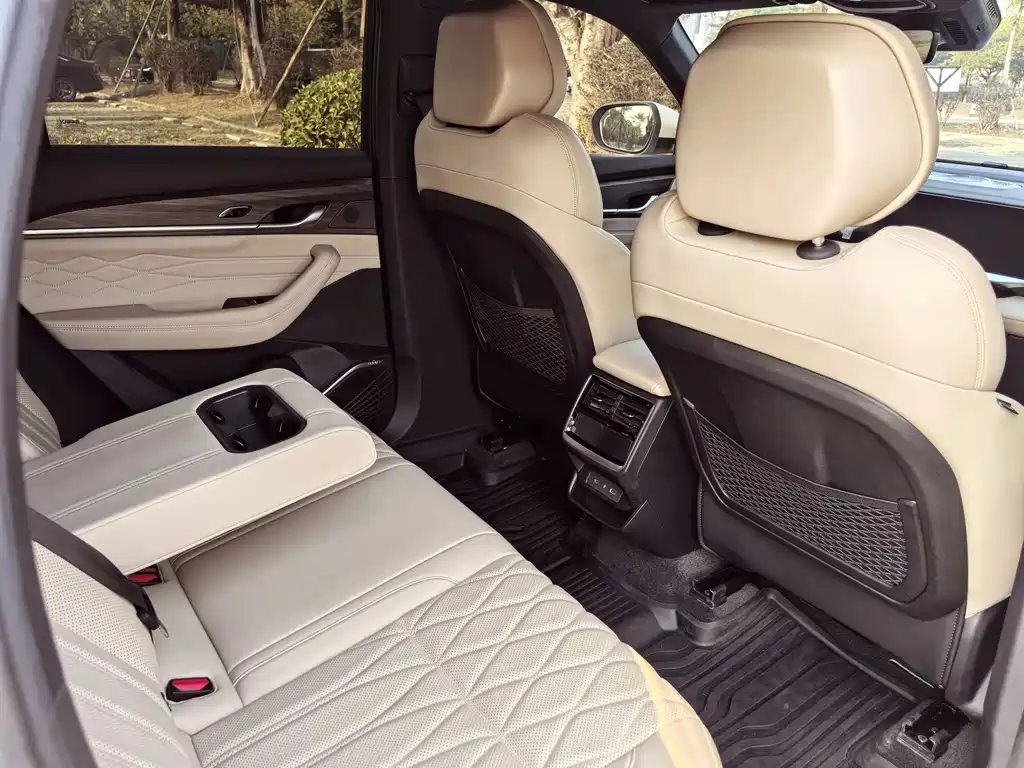 GEELY AUTOMOBILE XINGYUE L