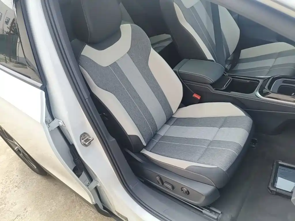 Volkswagen ID.4 Crozz — миниатюра 25