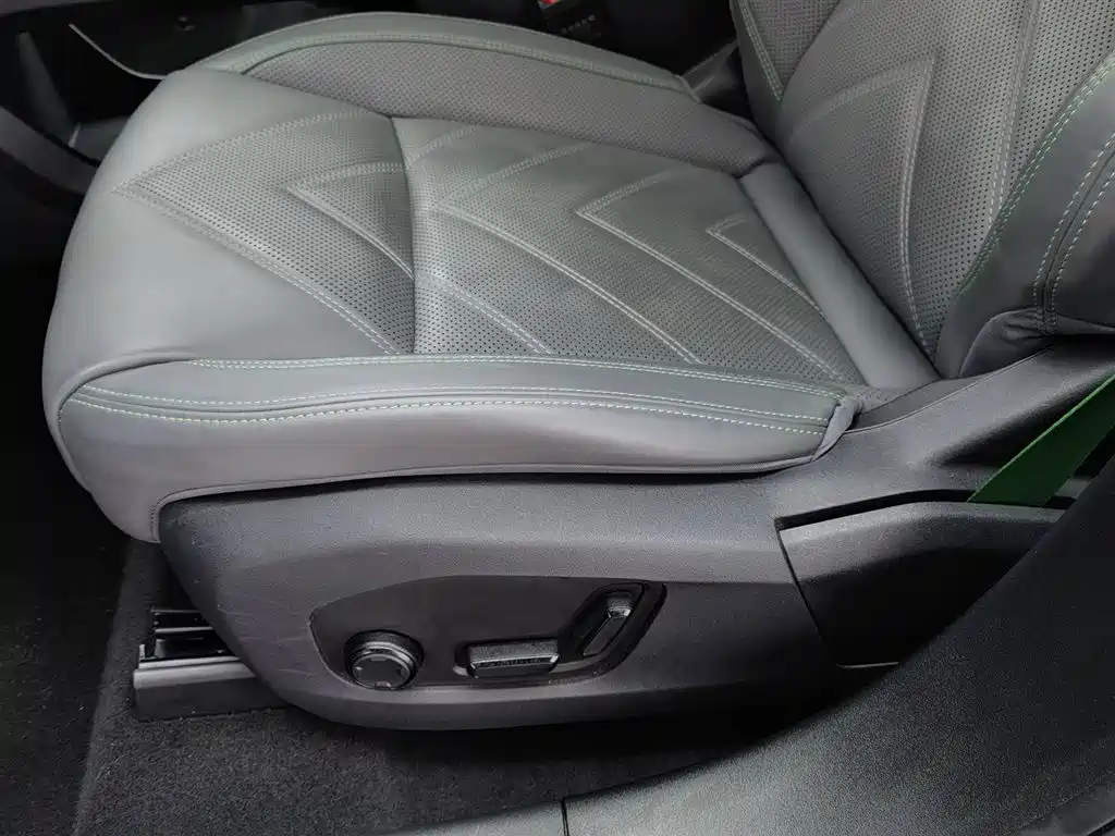 ZEEKR EXTREME KRYPTON 001