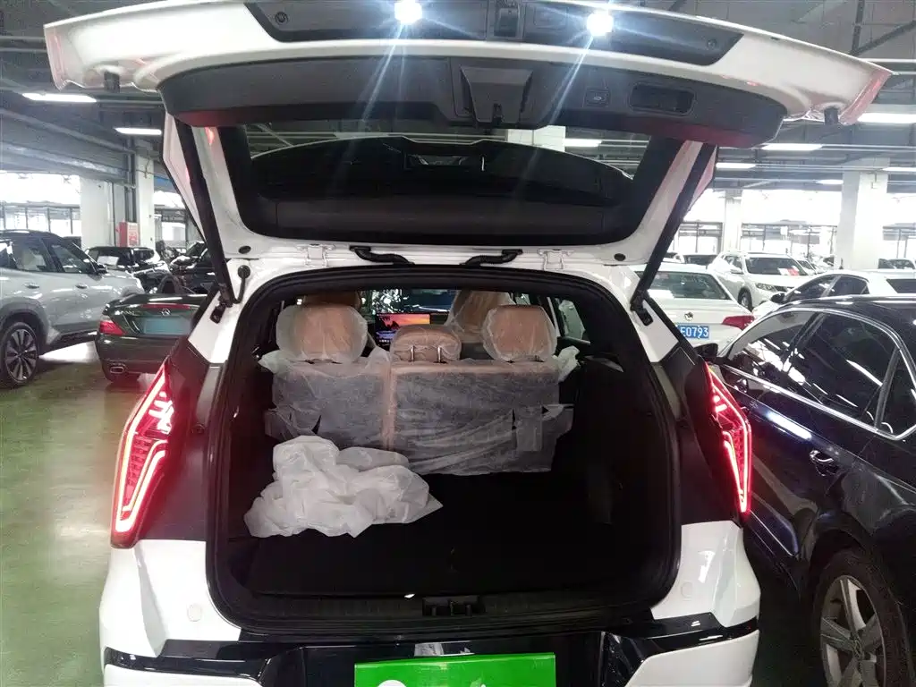 Geely Boyue L L 2025 1.5TD DCT
