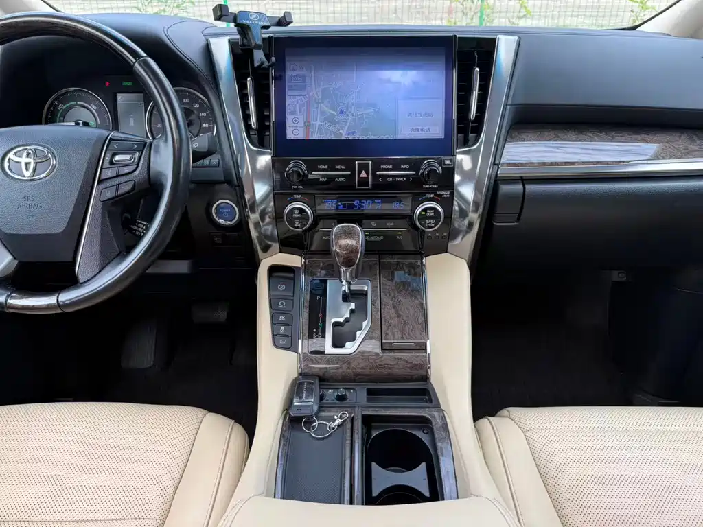 Toyota Vellfire — фотографии объявления, Фото 7