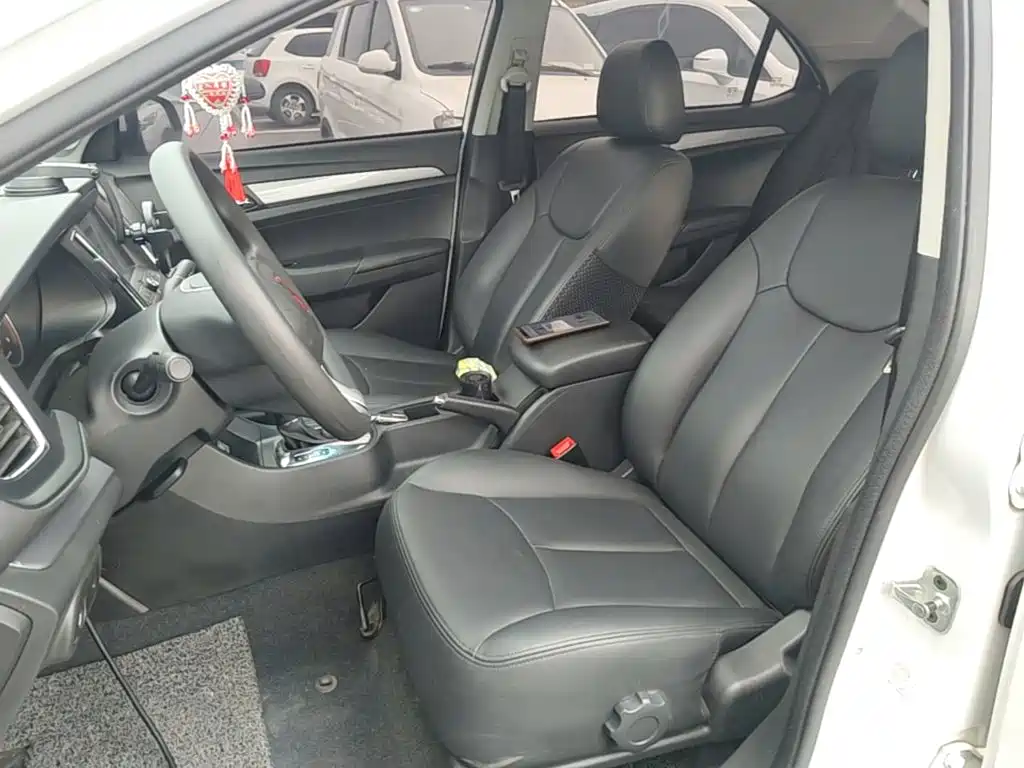Roewe 360 — миниатюра 15
