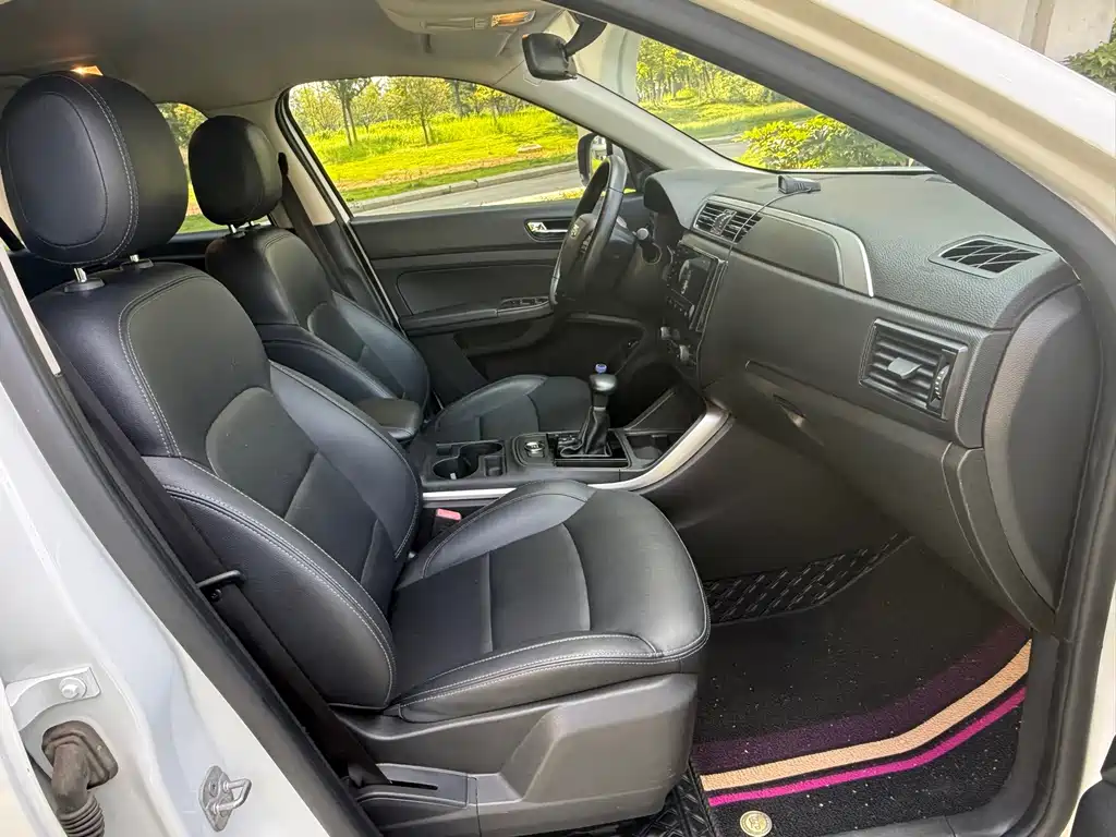 Qoros Qoros 5 — миниатюра 17