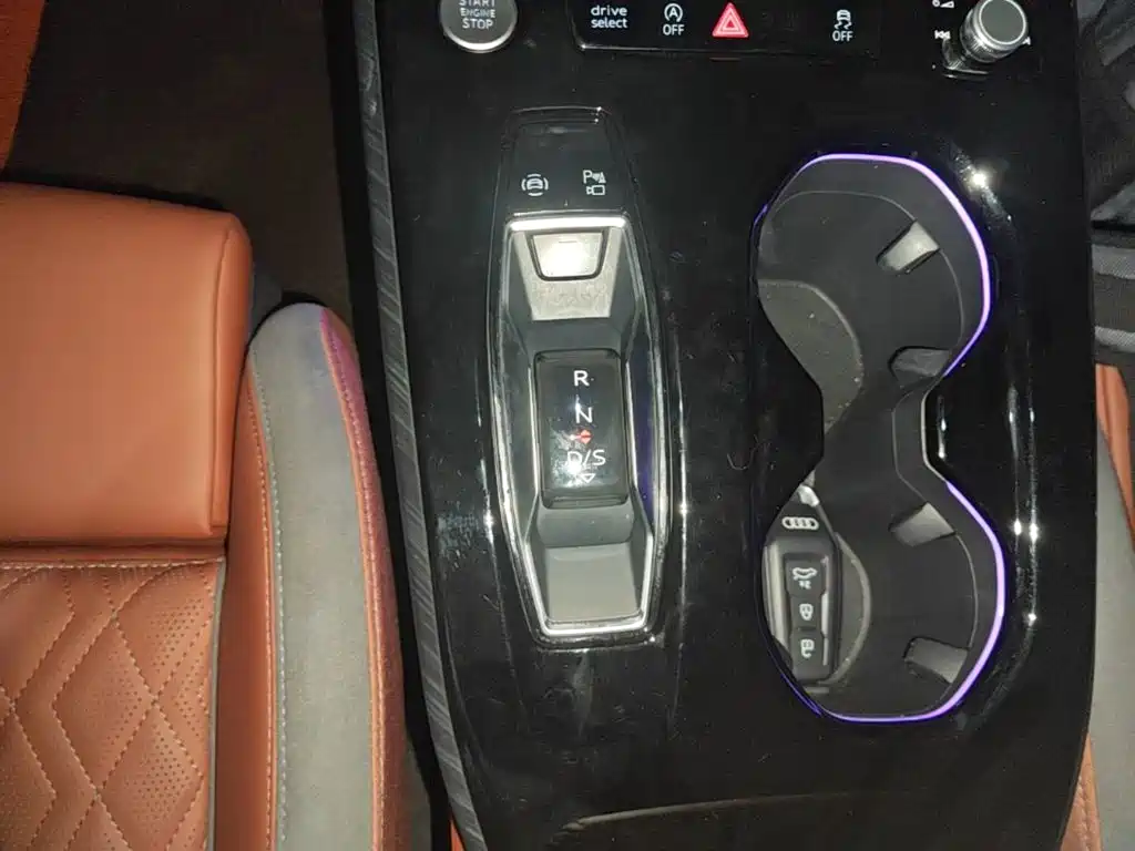 Audi Audi A5L — миниатюра 14