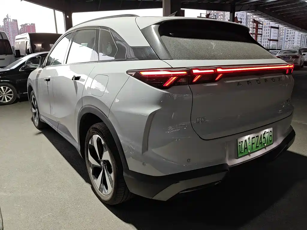 ARCFOX Alpha T5 — миниатюра 8
