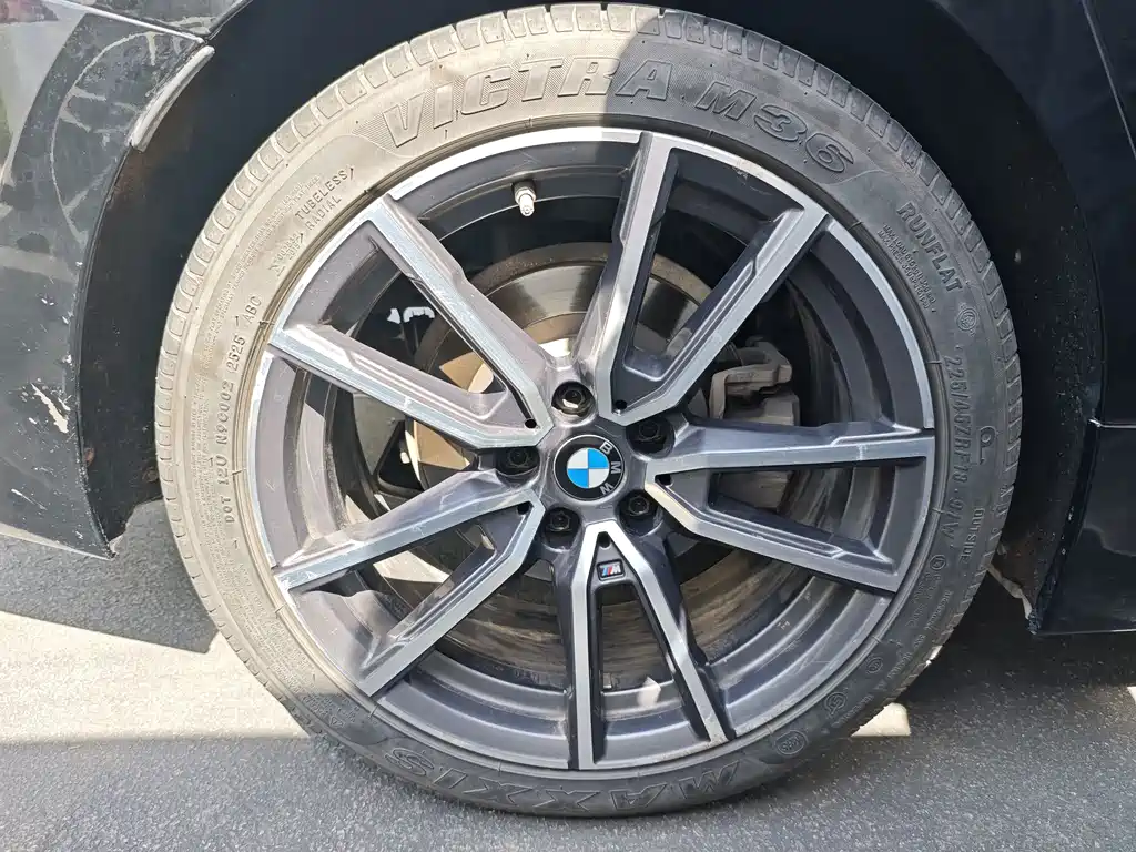 BMW 3 Series — миниатюра 11