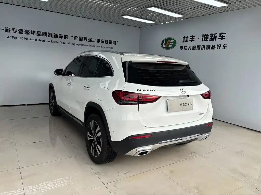 Mercedes-Benz GLA — миниатюра 6