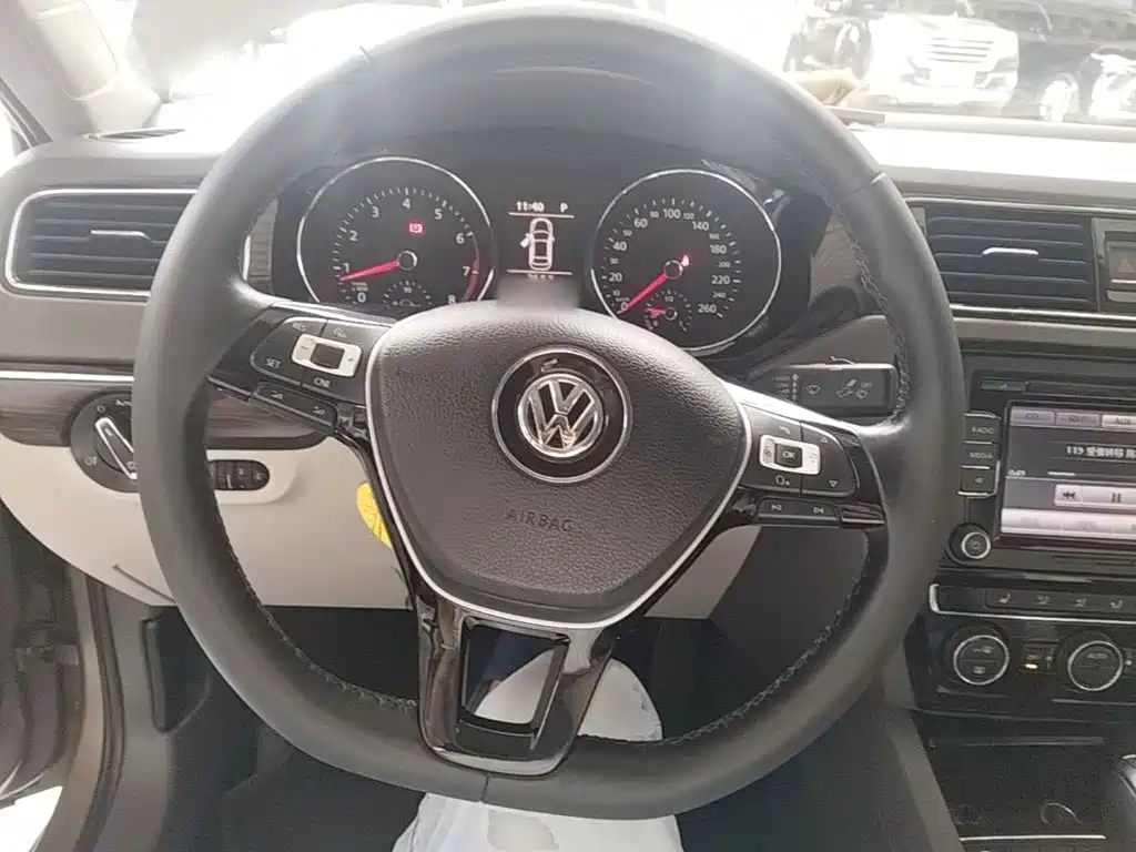 Volkswagen Sagitar — миниатюра 11