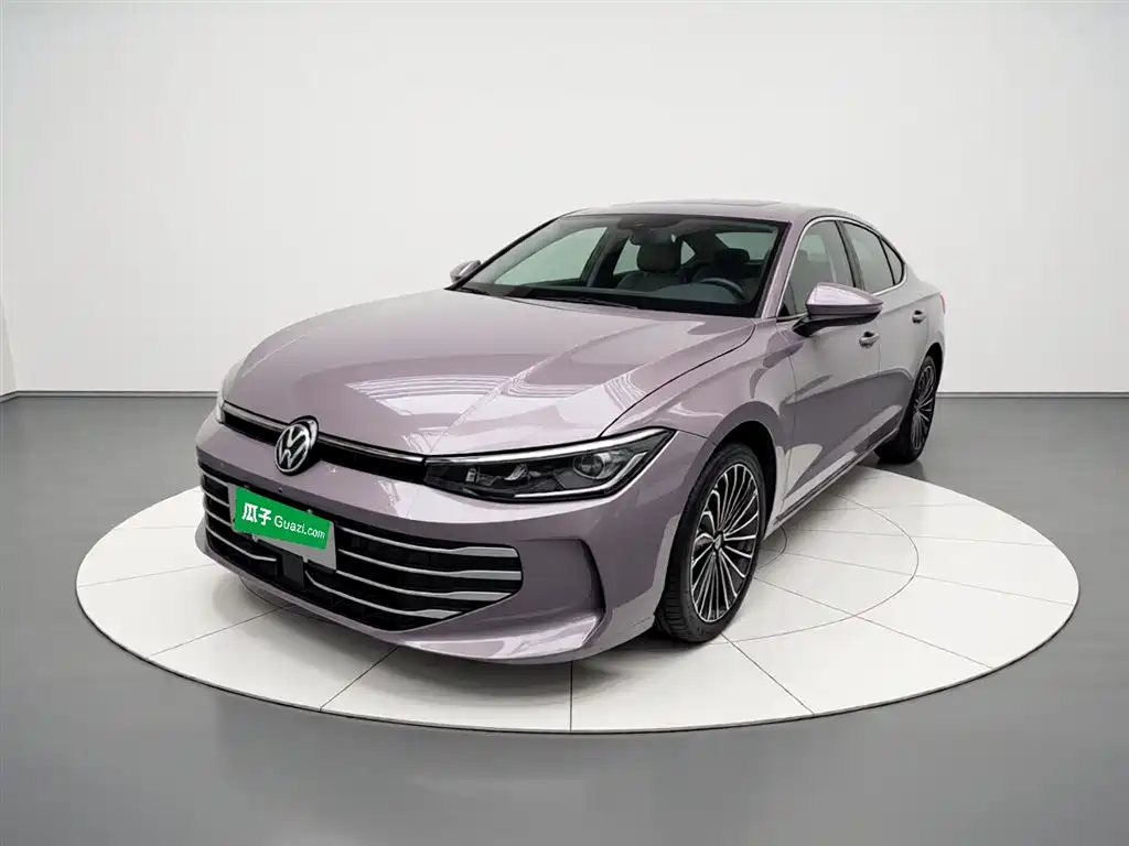 Volkswagen Passat 2024