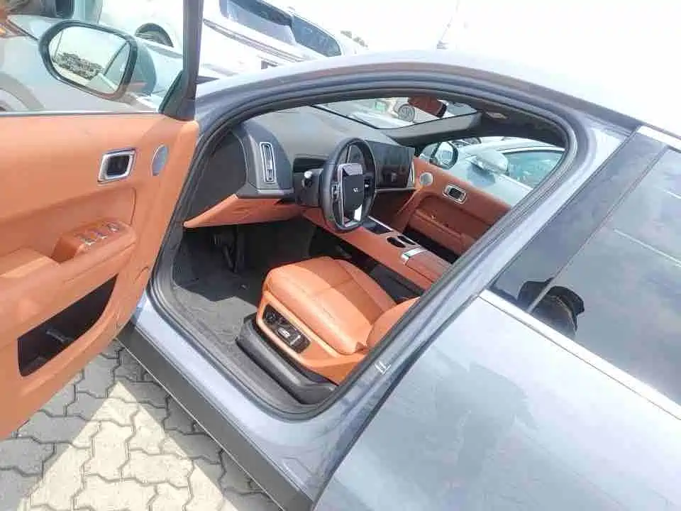 Li Auto Li L8 — миниатюра 6